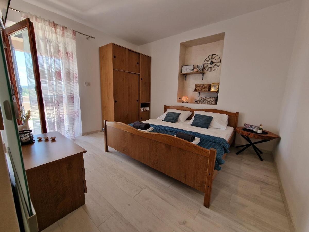 Apartments By The Sea Kampor, Rab - 5037 Ngoại thất bức ảnh