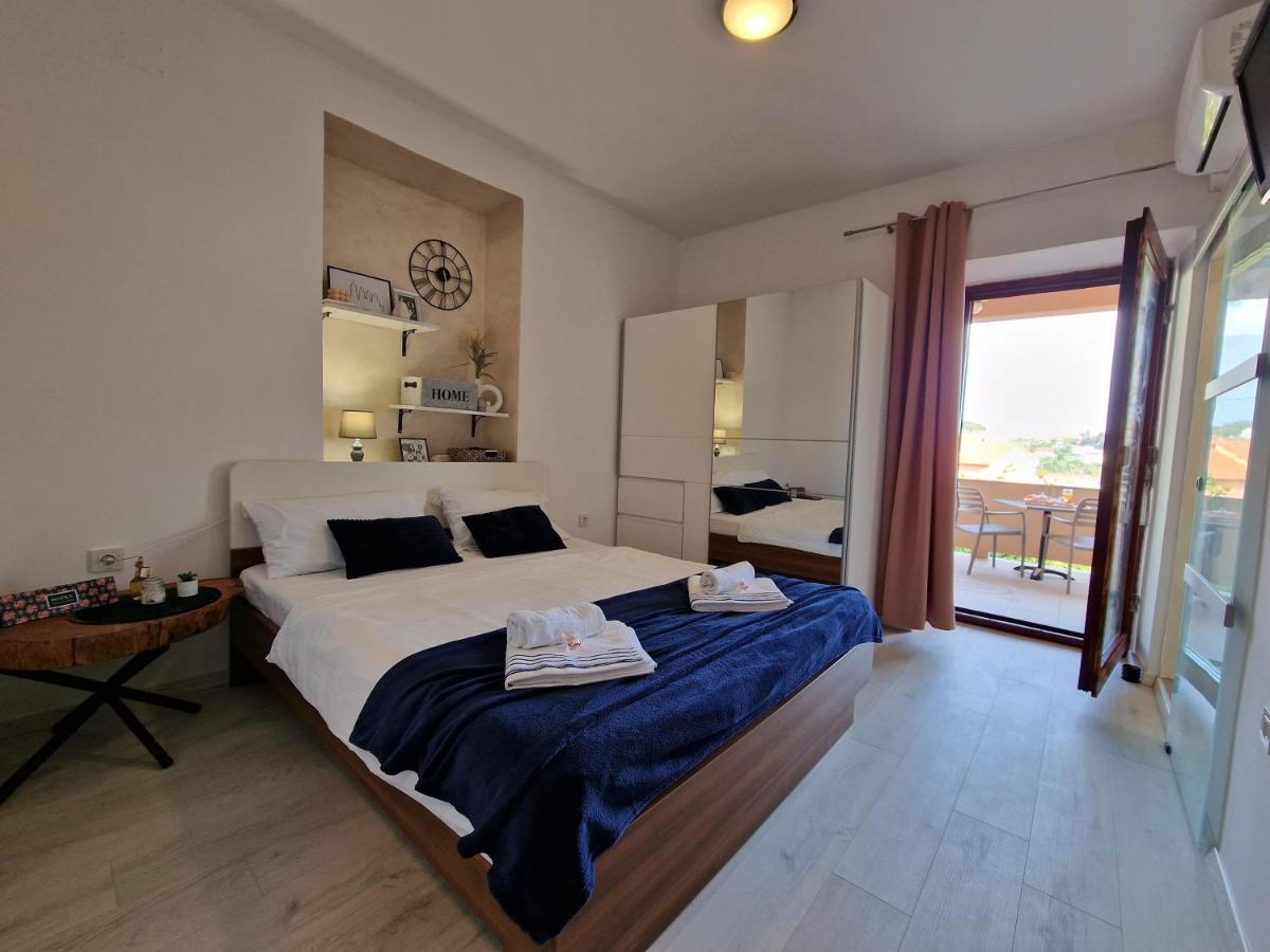 Apartments By The Sea Kampor, Rab - 5037 Ngoại thất bức ảnh