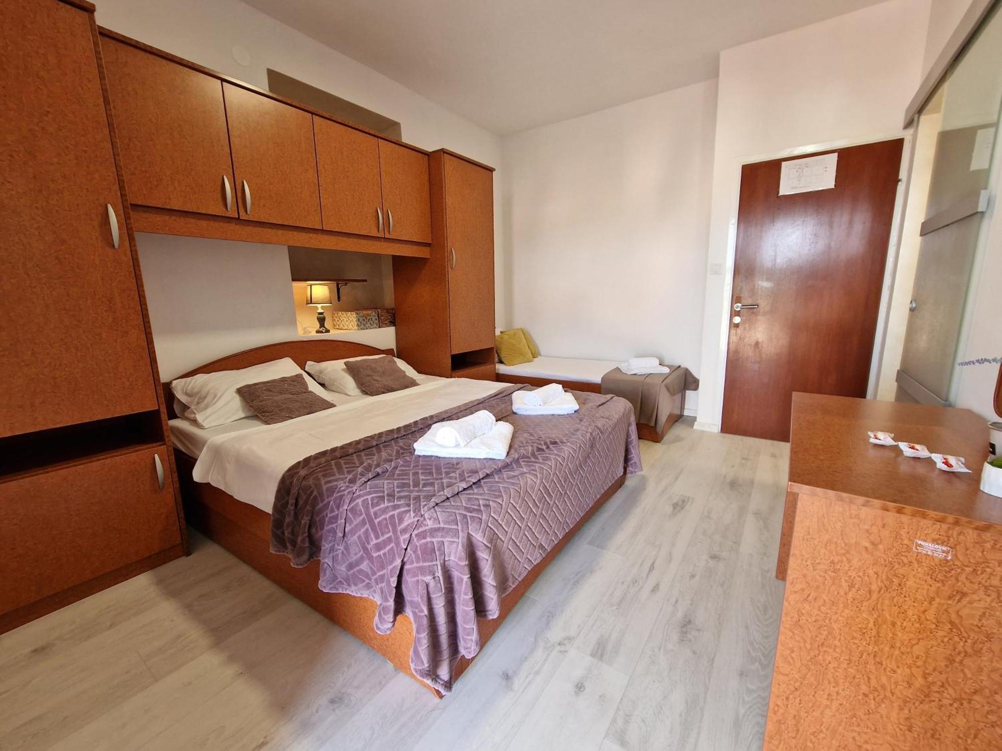 Apartments By The Sea Kampor, Rab - 5037 Phòng bức ảnh